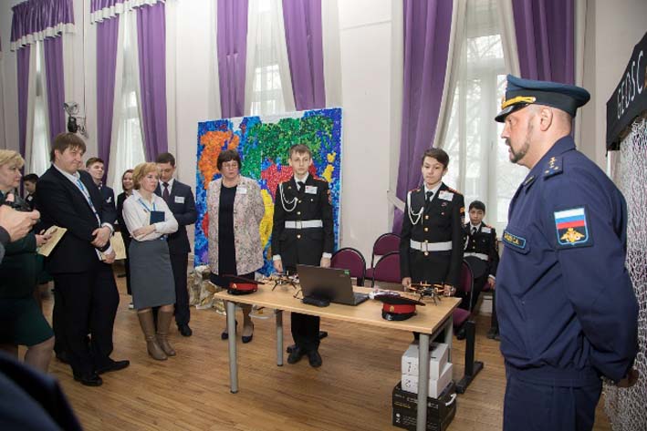 В новогиреевской школе № 1324 приняли делегацию педагогов из Орла. Фото предоставлено школой № 1324
