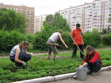 Где могут поработать школьник во время летних каникул