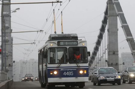 Режим работы московского транспорта изменяется на время всех майских  праздников