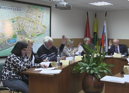 Состоялось первое после каникул заседание муниципальных депутатов