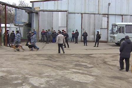 Сотрудники МУРа в рамках операции 