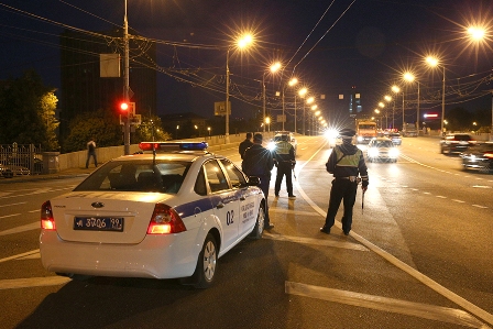 Сотрудники ГИБДД УВД по ВАО выявили более 350 фактов превышения уровня тонировки стекол транспортных средств