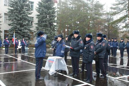 Одиннадцать сотрудников ГИБДД УВД по ВАО приняли присягу 