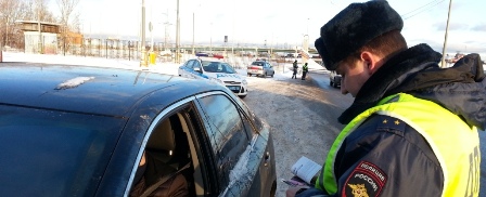 Проверьте степень тонировка стёкол вашего автомобиля, чтобы не стать нарушителем ПДД