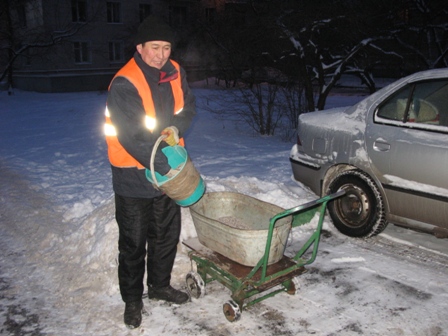 Управа района Новогиреево обнародовала схему уборки тротуаров в районе