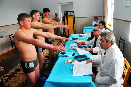 Служить в Вооруженных силах РФ столичным призывникам чаще всего мешают болезни костно-мышечной системыСлужить в Вооруженных силах РФ столичным призывникам чаще всего мешают болезни костно-мышечной системы