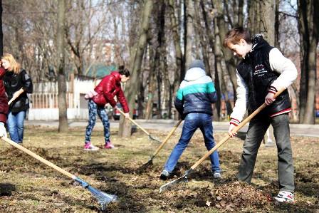 Гости Перовского парка спасут вселенную от мусора