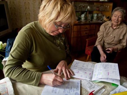 В Восточном округе выбрали лучшего социального работника 2016 года