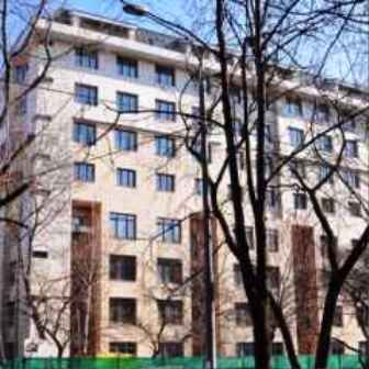 Первый в Москве надстроенный дом примет жильцов до конца года