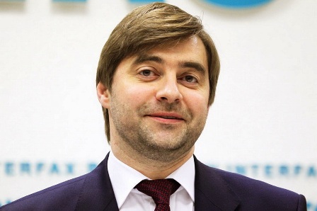 С. Железняк выразил надежду на отказ США от антироссийской риторики после выборов 