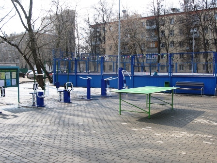 Зимой в Новогирееве будет функционировать 14 тренажёрных площадок