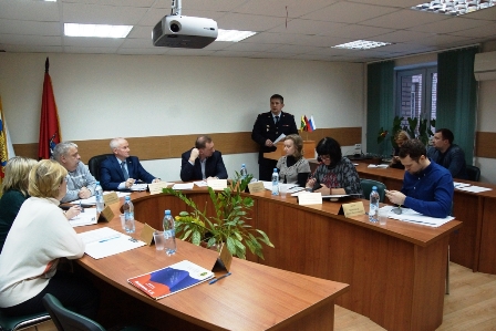 На первом в новом году заседании новогиреевские депутаты заслушали отчёт главы ОМВД Новогиреево и руководителя районного ГБУ «Жилищник»