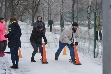 Новогиреевцы приняли участие в зимних забавах на свежем воздухе