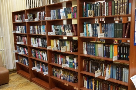 Списанные книги в библиотеках решено отдавать читателям