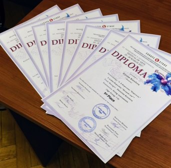 Юные арфистки из ДШИ им. Н. Римского-Корсакова приняли участие в Санкт-Петербургском музыкальном фестивале