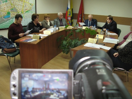 Муниципальные депутаты провели плановое апрельское заседание