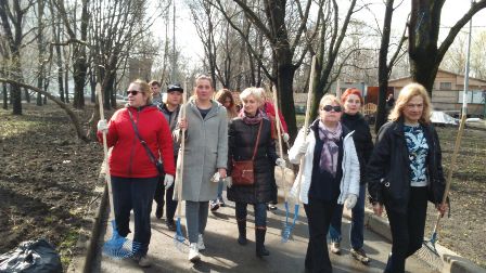 На второй субботник в Новогирееве вышло более 550 участников 