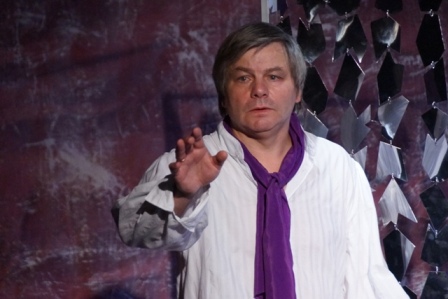 Актёр Театра на Перовской Виктор Никитин провёл встречу со зрителями на юго-западе Москвы 