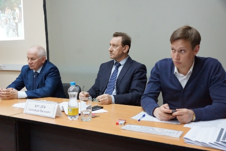 На встрече с главой управы района в мае жители говорили летнем отдыхе и досуге