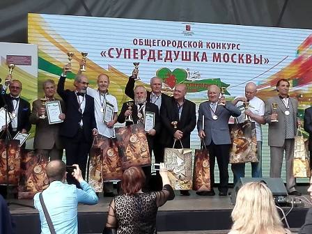 Житель района Новогиреево Борис Белозерцев завоевал 3 место в конкурсе «Супердедушка – 2017»