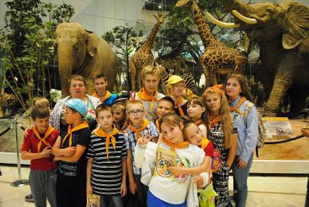 «Московская смена» из Новогиреева побывала в Дарвиновском музее и музее подпольной типографии