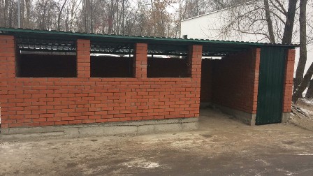 Контейнеры на Братской улице возвращены на специальную контейнерную площадку