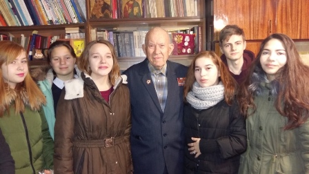 Школьники из «Сеченовского» побывали в гостях у ветеранов Великой Отечественной войны