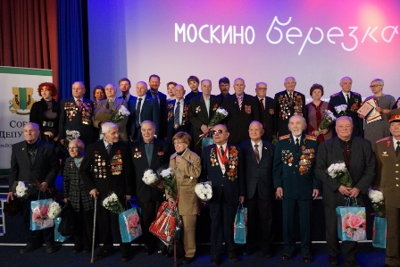 В Новогирееве состоялась торжественная передача кадетам капсулы с землёй Мамаева кургана