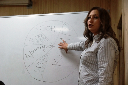 Новогиреевские депутаты организовали для всех родителей встречу с детским психологом 