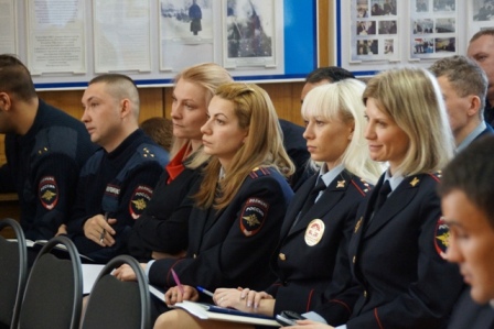 Новогиреевские полицейские задержали за правонарушения 170 несовершеннолетних  