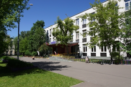 В новогиреевской школе № 1324 начался приём в профильные классы