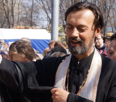 Настоятель Храма святого Владимира стал участником программы Радио «Вера»