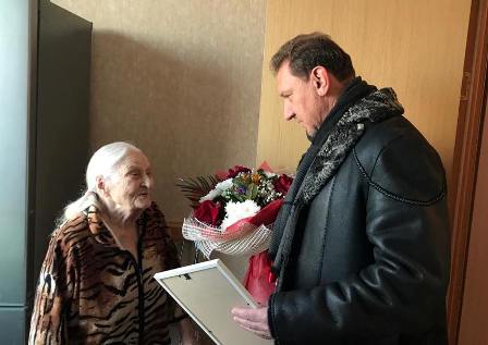 Глава управы поздравил с вековым юбилеем жительницу района Новогиреево Татьяну Пономарёву